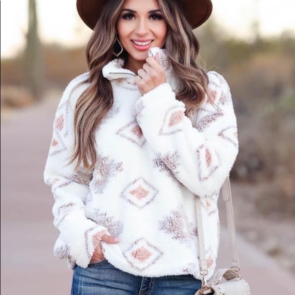 Thread and Supply Wanderer Aztec Pullover, Size M, NWOT, Ivory